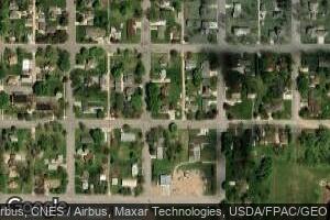 461 S 4th St, Bird Island, MN 55310