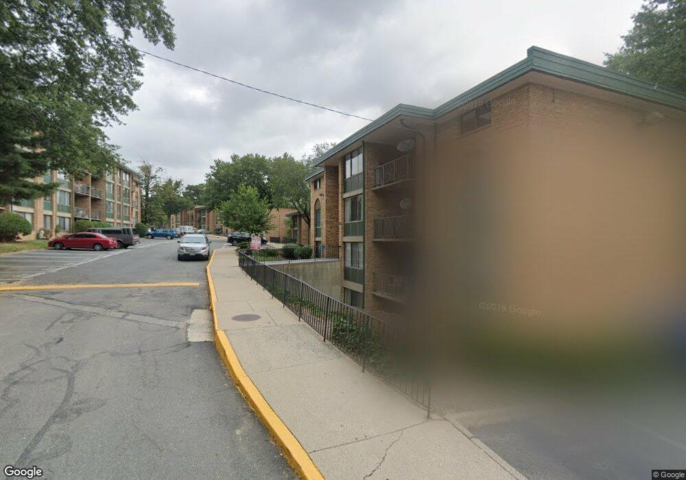 483 N Armistead St unit 483-T-, Alexandria, VA 22312 - photo 1