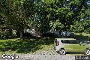 501 E Montgomery St, Raymond, IL 62560
