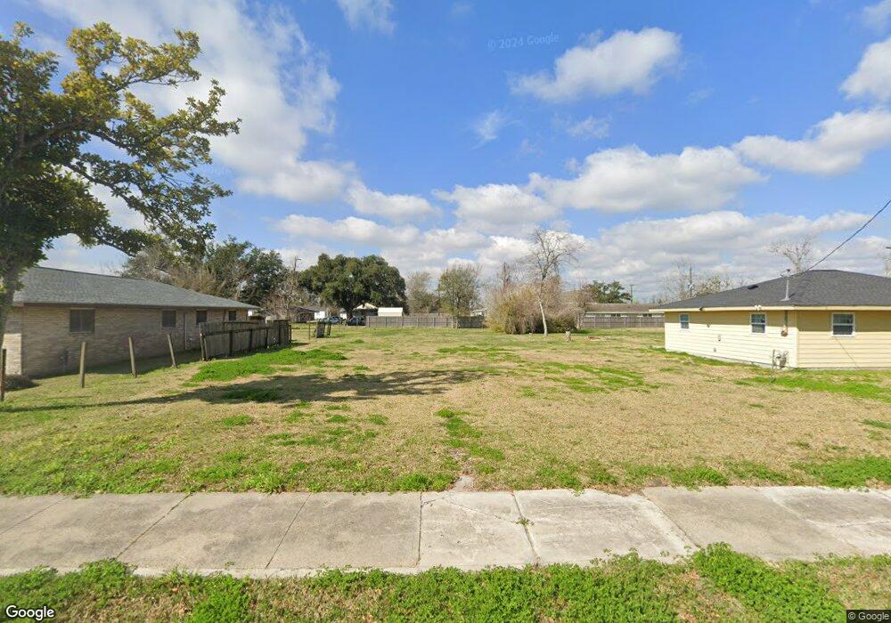 719 N Lyons St, Lake Charles, LA 70601 - photo 1