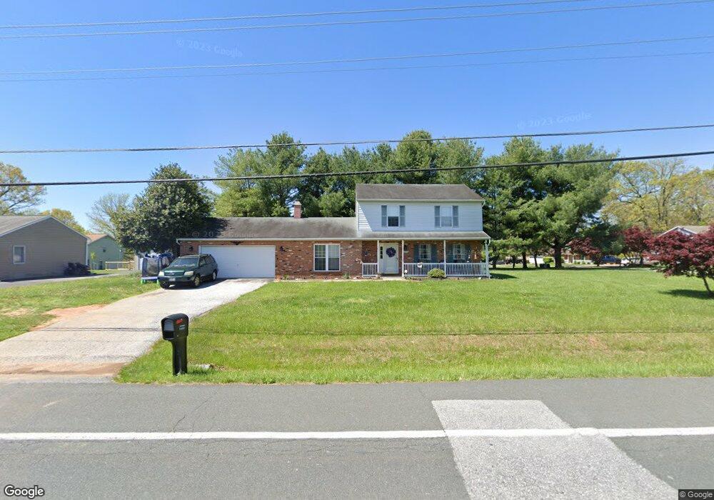 5704 Mineral Hill Rd, Sykesville, MD 21784 - photo 1