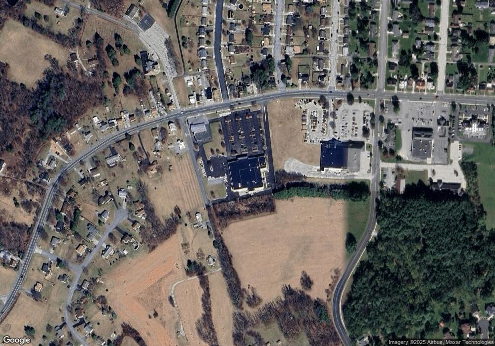 790 W King St, Littlestown, PA 17340 - photo 1