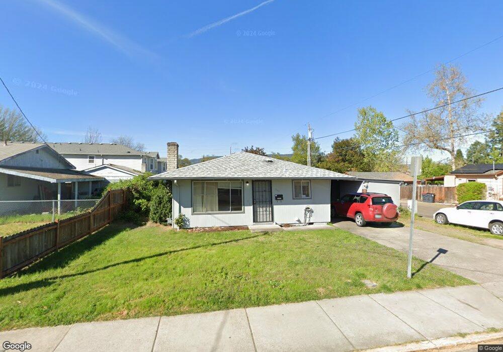 345 N 2nd St, Central Point, OR 97502 - photo 1