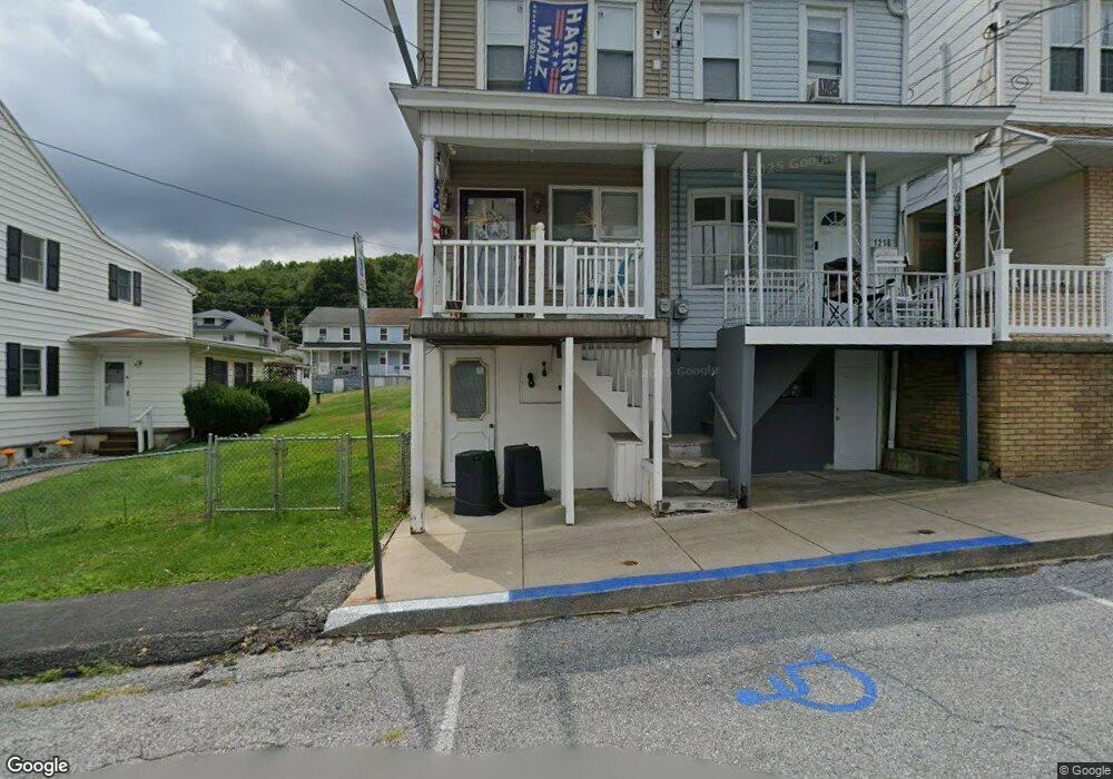 1216 Spruce St, Ashland, PA 17921 - photo 1