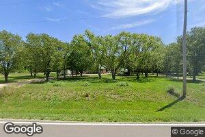 5720 SW Fairlawn Dr, Topeka, KS 66619