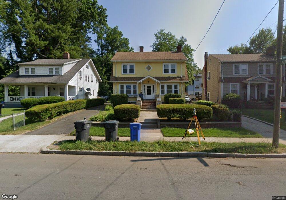 256 Westland St, Hartford, CT 06112 - photo 1