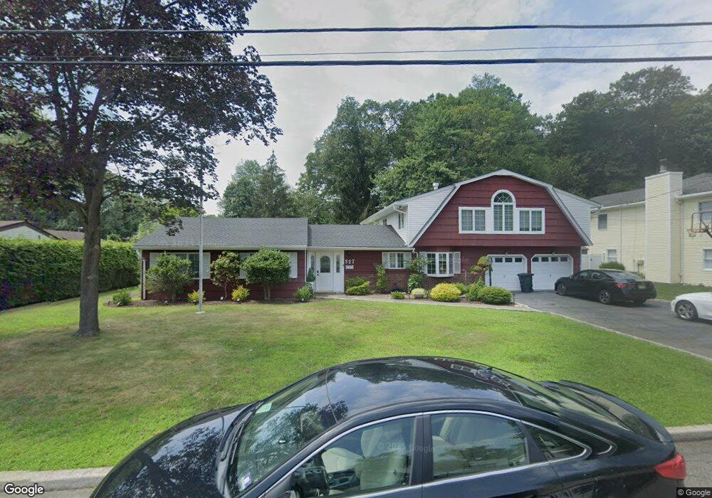 527 Hughes St, Northvale, NJ 07647 - photo 1