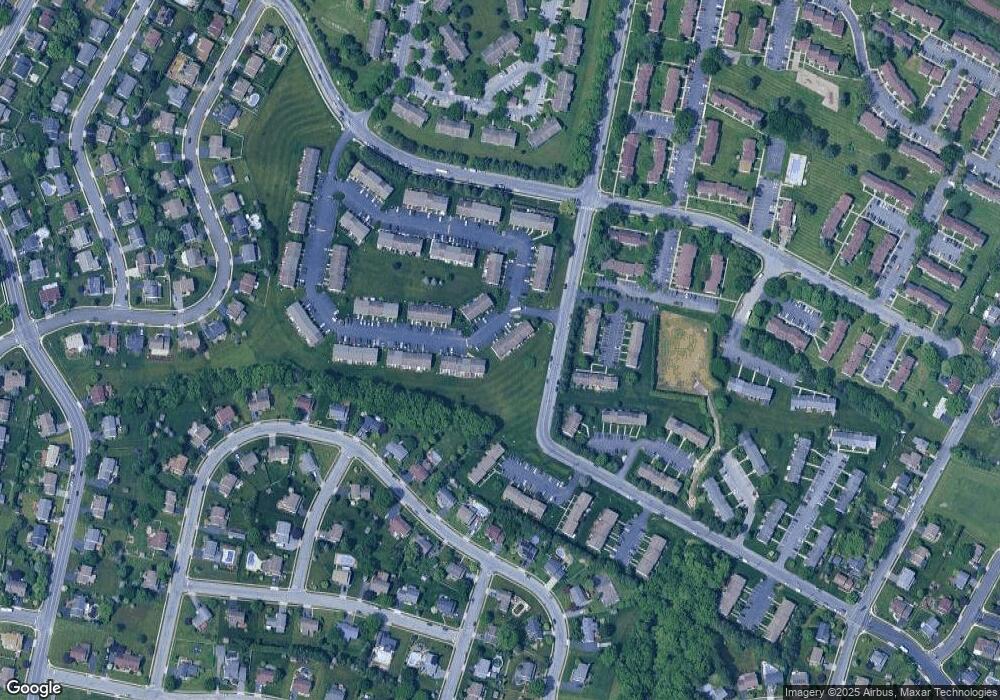 180 Nicole Way unit 18, Reading, PA 19608 - photo 1