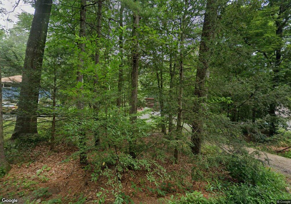 10 Crescent Way, Simsbury, CT 06070 - photo 1