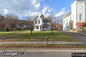 67 State St, Nicholson, PA 18446