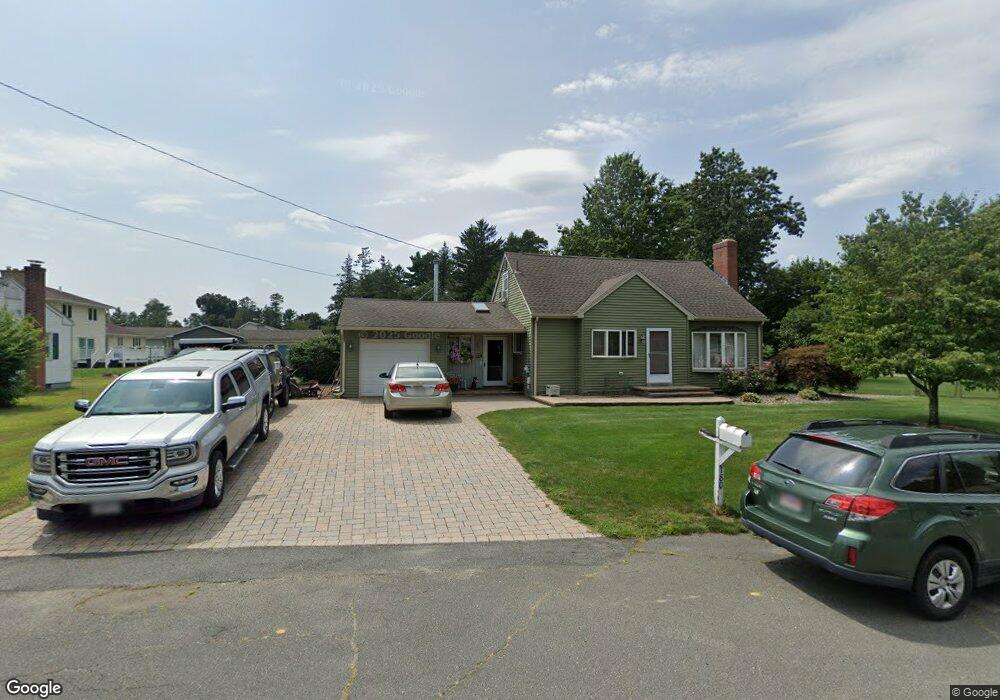 180 Ridgeview Cir, Ludlow, MA 01056 - photo 1