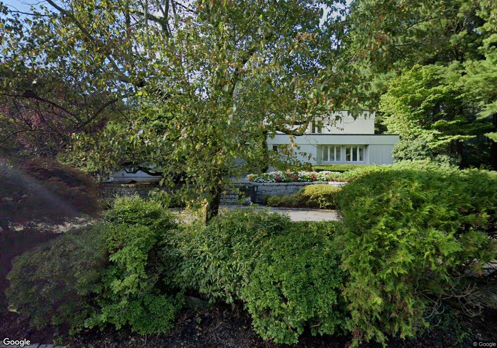 10 Cypress Point Dr, Purchase, NY 10577 - photo 1