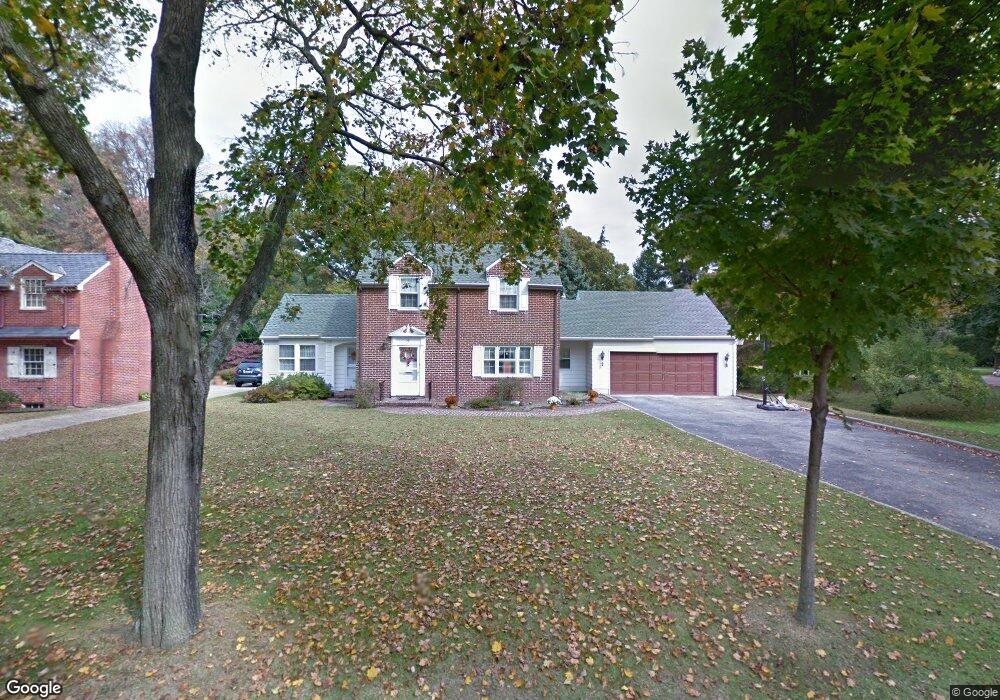 32 Fenwick Dr, Penns Grove, NJ 08069 - photo 1