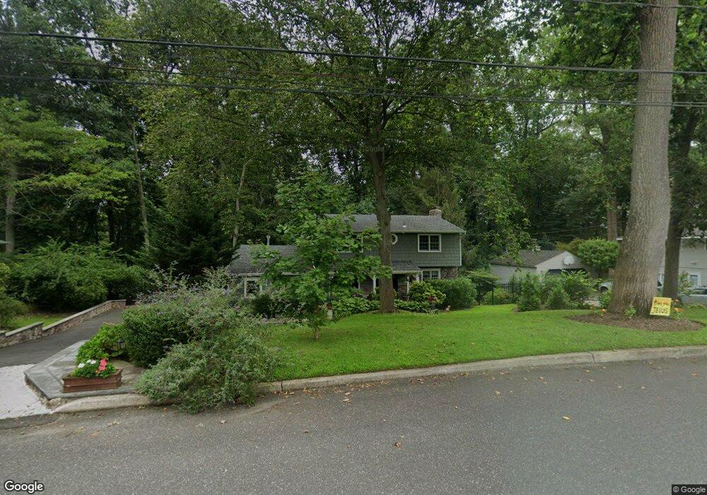 66 Sugar Maple Ln, Glen Cove, NY 11542 - photo 1