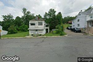 44 1/2 Ann St, Saint Clair, PA 17970