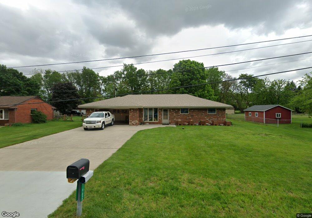 21962 W Southmor Dr, Genoa, OH 43430 - photo 1