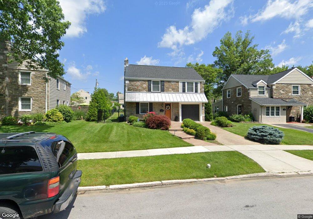 202 Lee Cir, Bryn Mawr, PA 19010 - photo 1