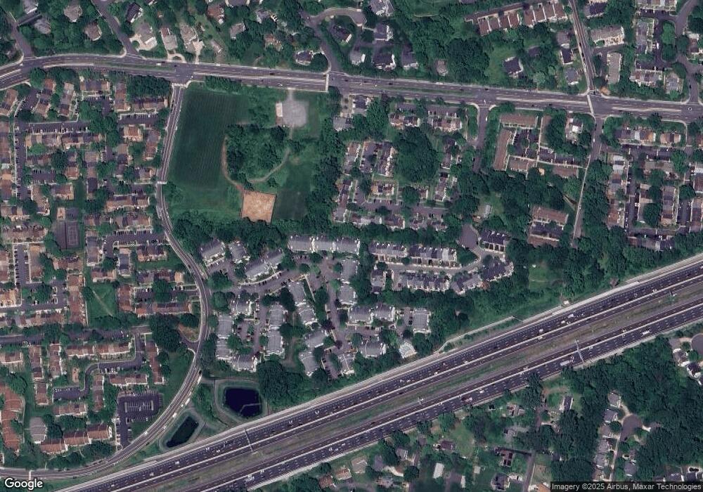 10088 Oakton Terrace Rd, Oakton, VA 22124 - photo 1