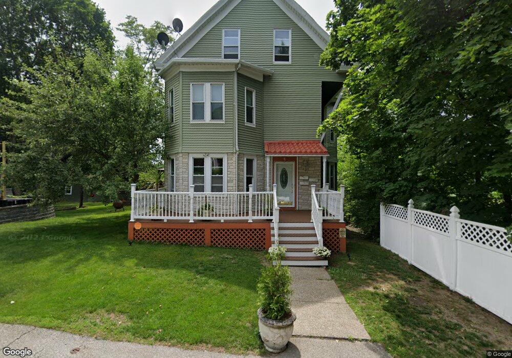 4 Wakefield St, Worcester, MA 01605 - photo 1