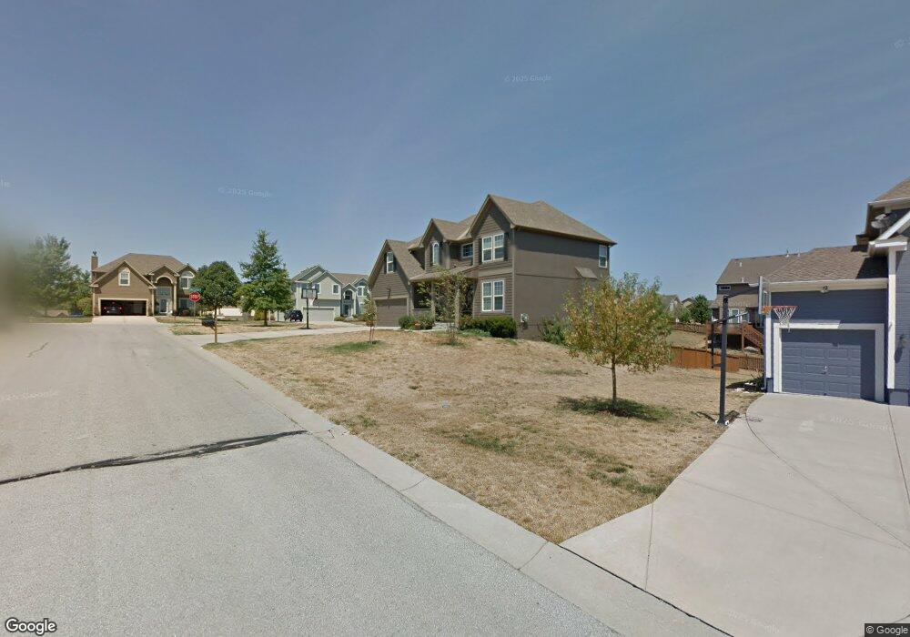 21114 W 54th St, Shawnee, KS 66218 - photo 1