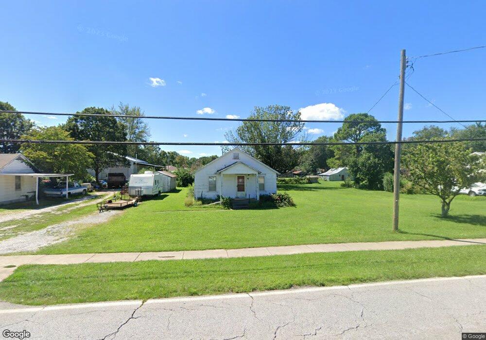 405 & 409 N Main St, Nixa, MO 65714 - photo 1