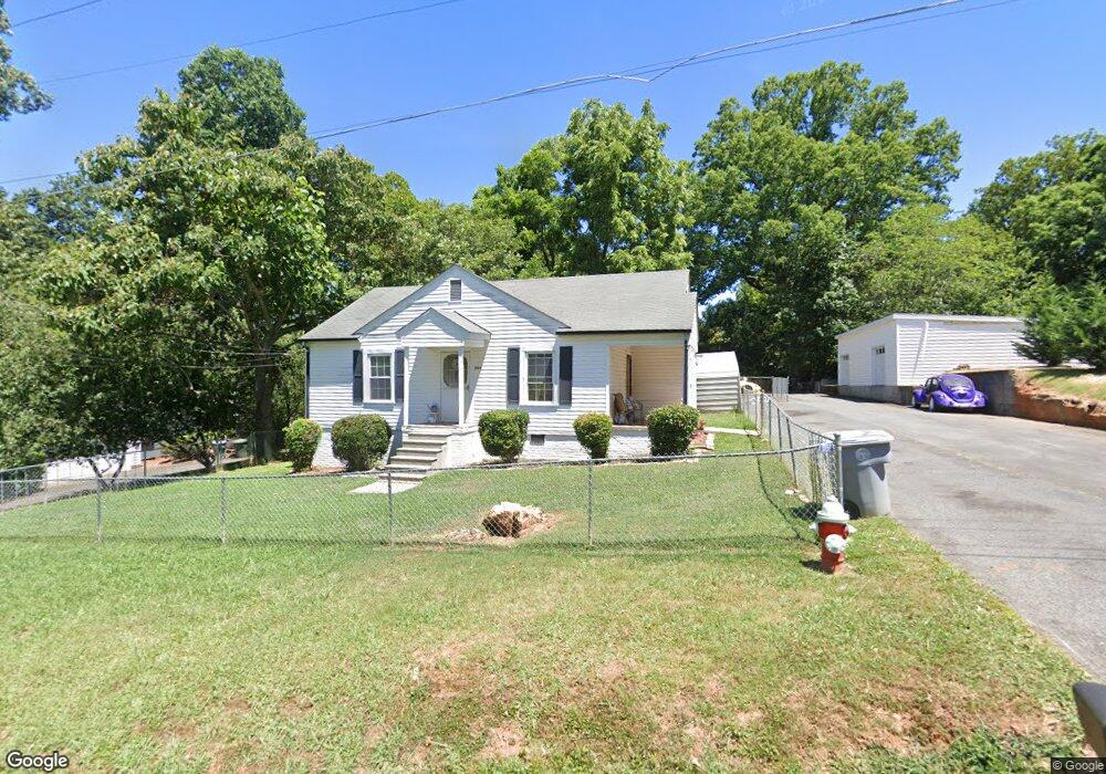 1404 Winslow Ave, Asheboro, NC 27205 - photo 1
