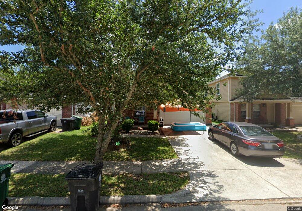 9242 Canaday Park Ln, Houston, TX 77075 - photo 1