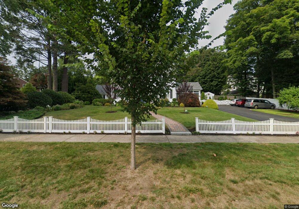 55 Lindall St, Danvers, MA 01923 - photo 1