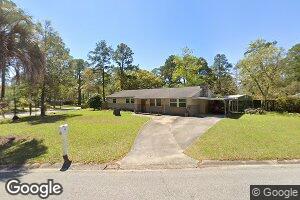 27 Hillyer Dr, Savannah, GA 31406