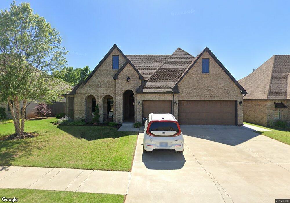 19701 Rambling Creek Dr, Edmond, OK 73012 - photo 1