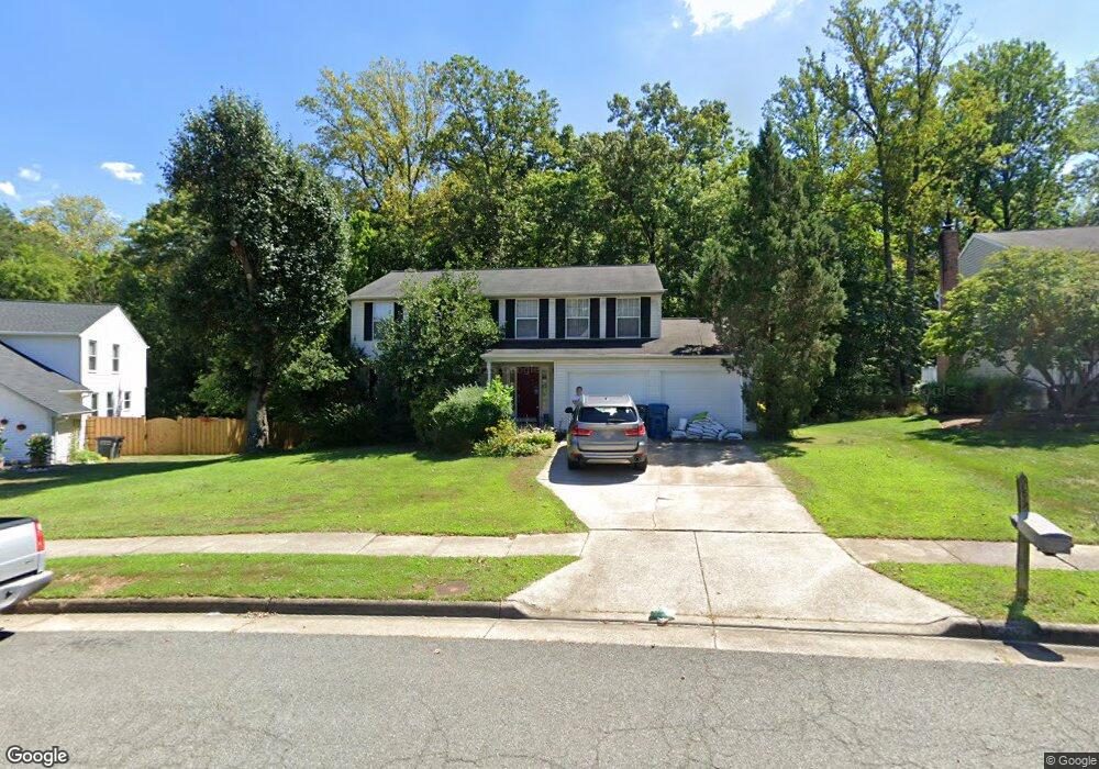 7417 Barkers Ct, Springfield, VA 22153 - photo 1