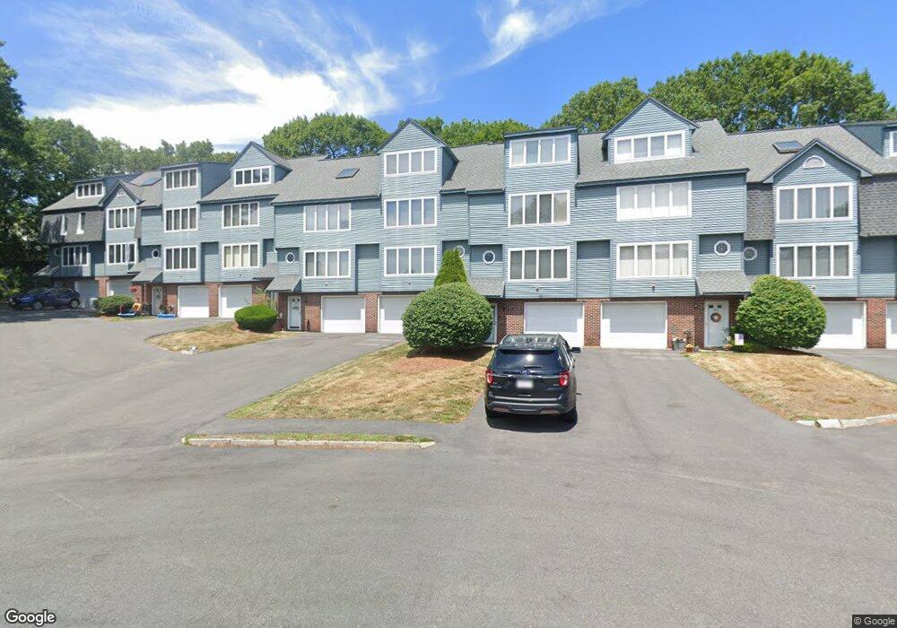 811 Reynolds Dr, Saugus, MA 01906 - photo 1