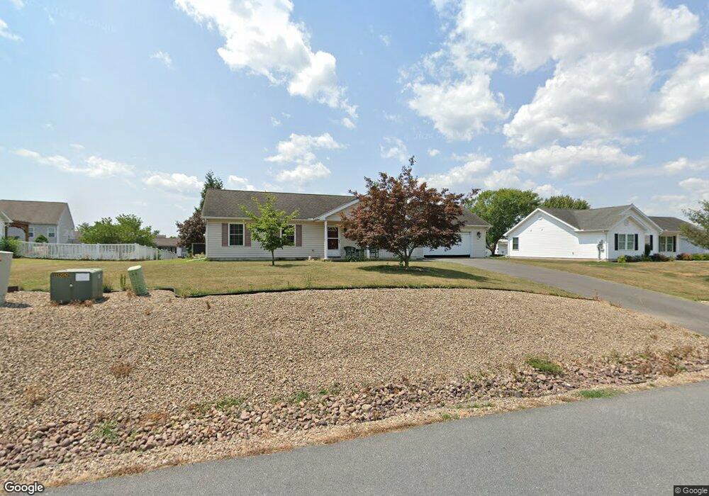 722 Rutherford Dr, Greencastle, PA 17225 - photo 1