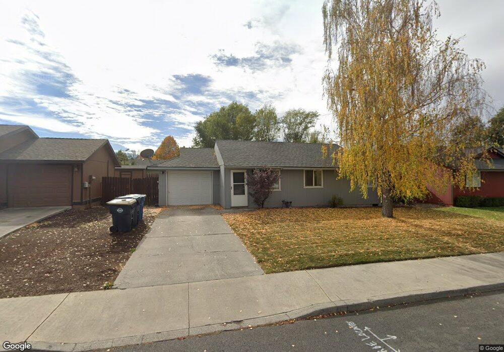 3220 SW Quartz Ave, Redmond, OR 97756 - photo 1