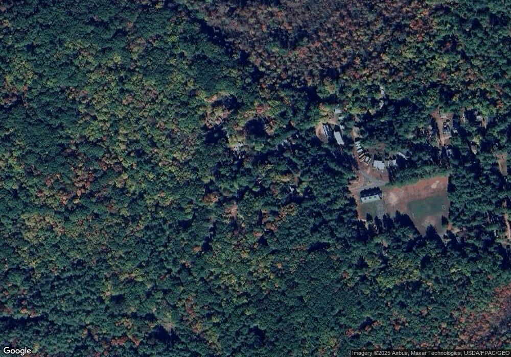 8 Pine Grove Ave E, Epping, NH 03042 - photo 1