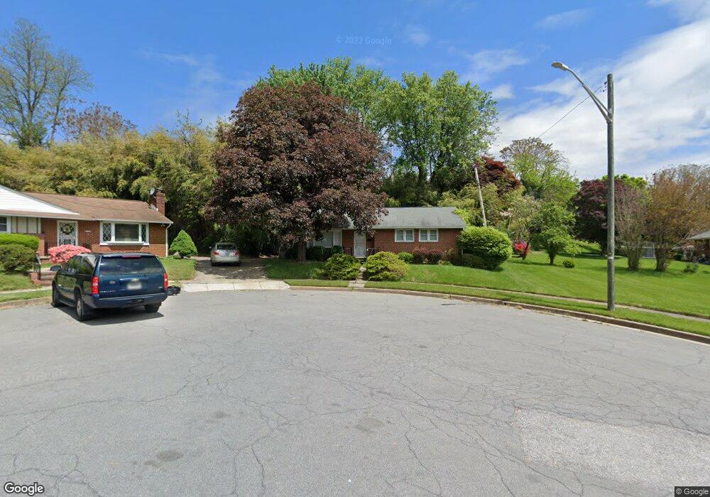 1102 Gilcrest Ct, Parkville, MD 21234 - photo 1