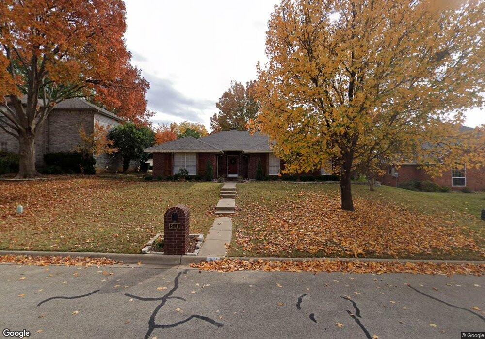 911 Smokerise Cir, Denton, TX 76205 - photo 1