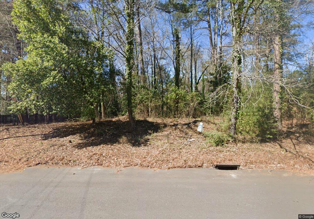 1590 Maryland Dr, Macon, GA 31211 - photo 1