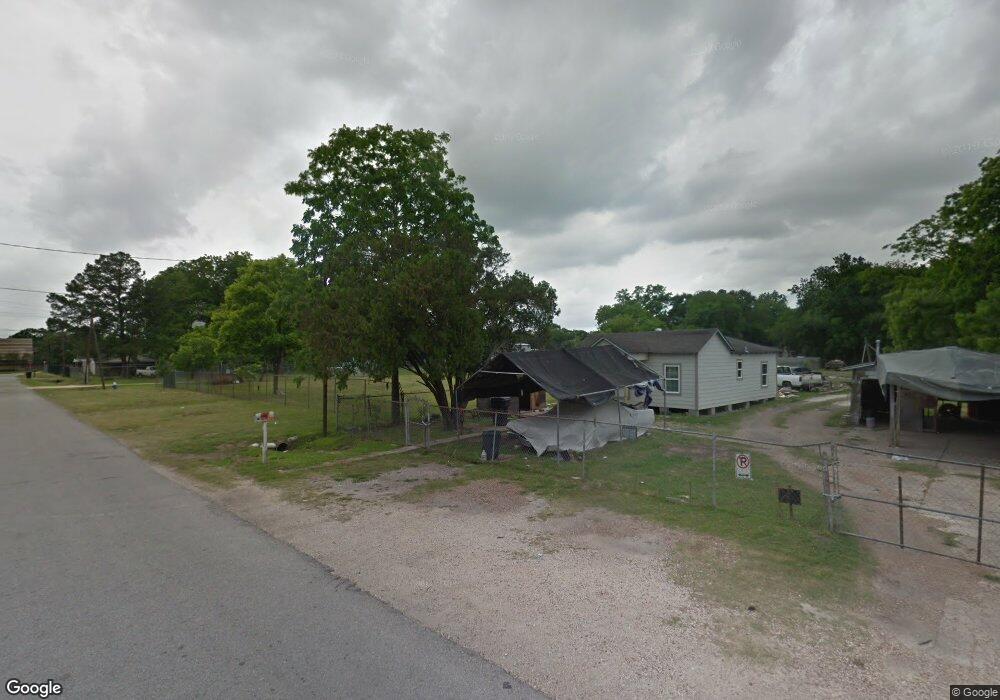 2216 Ellington St, Houston, TX 77088 - photo 1