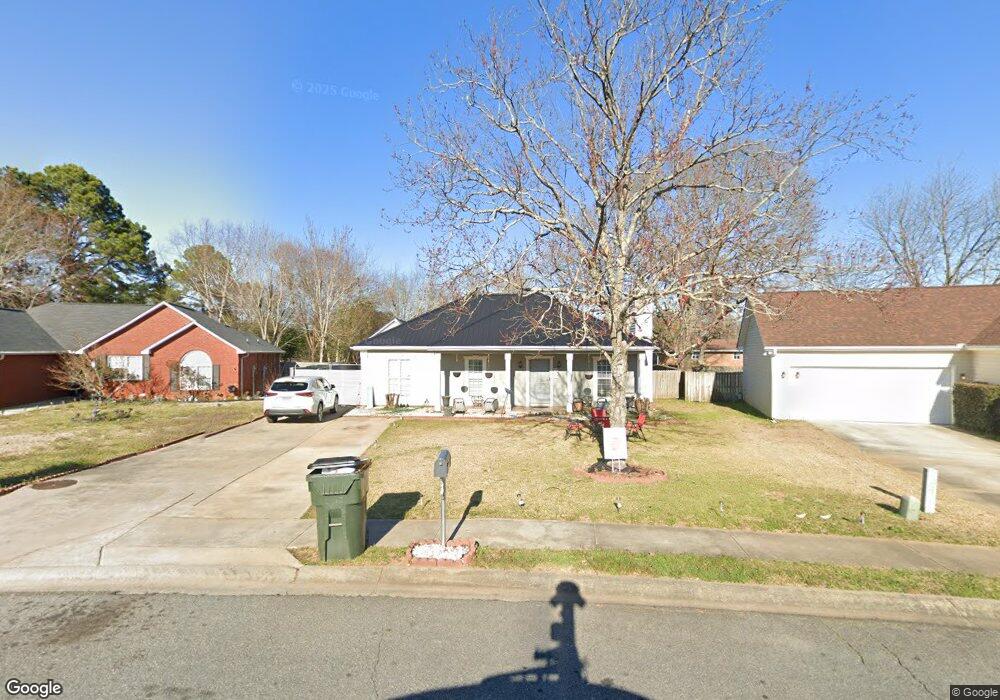 106 Camelot Place, Warner Robins, GA 31093 - photo 1