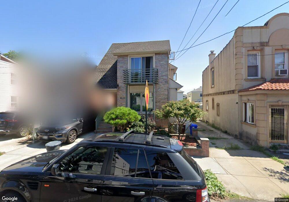 6123 165th St, Fresh Meadows, NY 11365 - photo 1