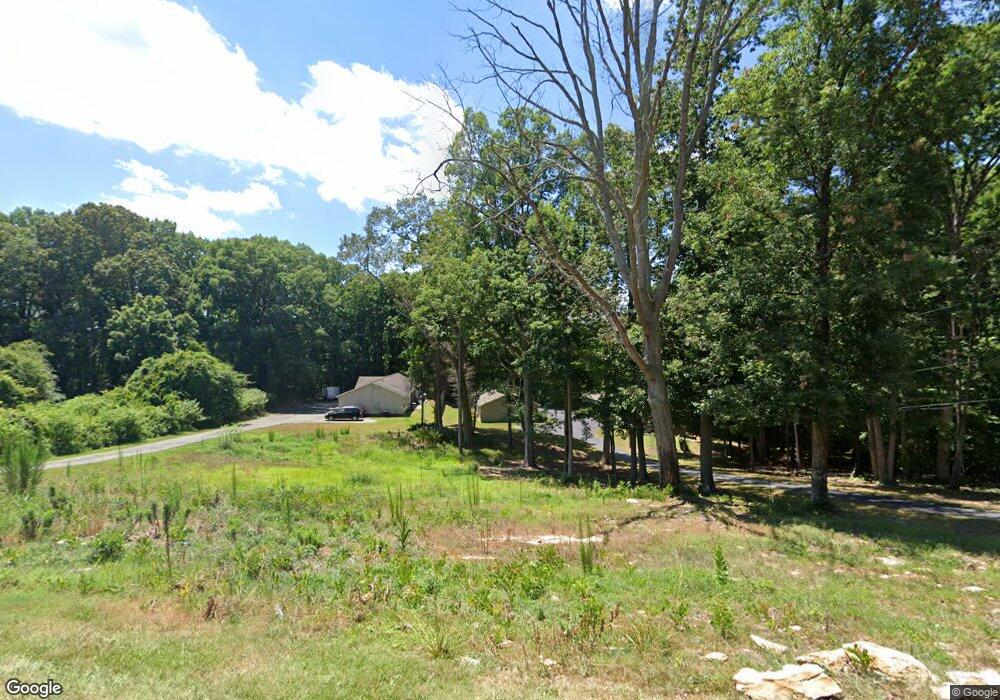 555 Lincoln Ave, Asheboro, NC 27205 - photo 1