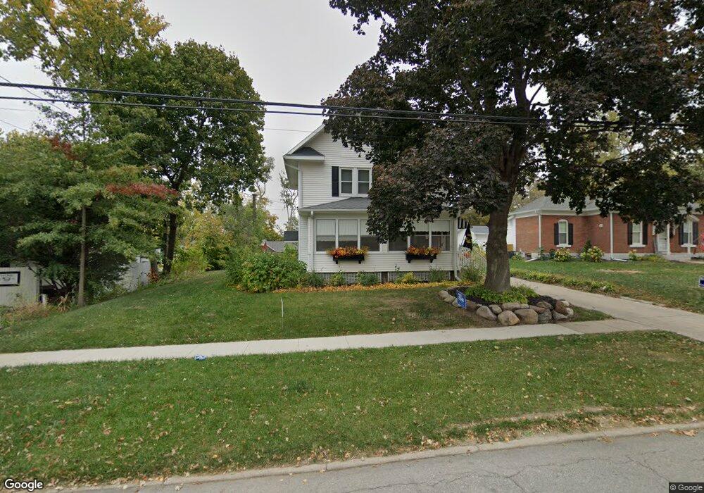 1014 W 4th St S, Newton, IA 50208 - photo 1