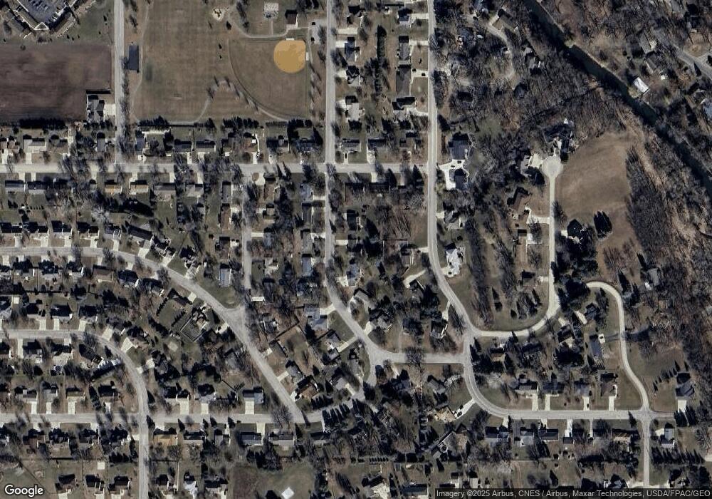 605 25th St SW, Austin, MN 55912 - photo 1