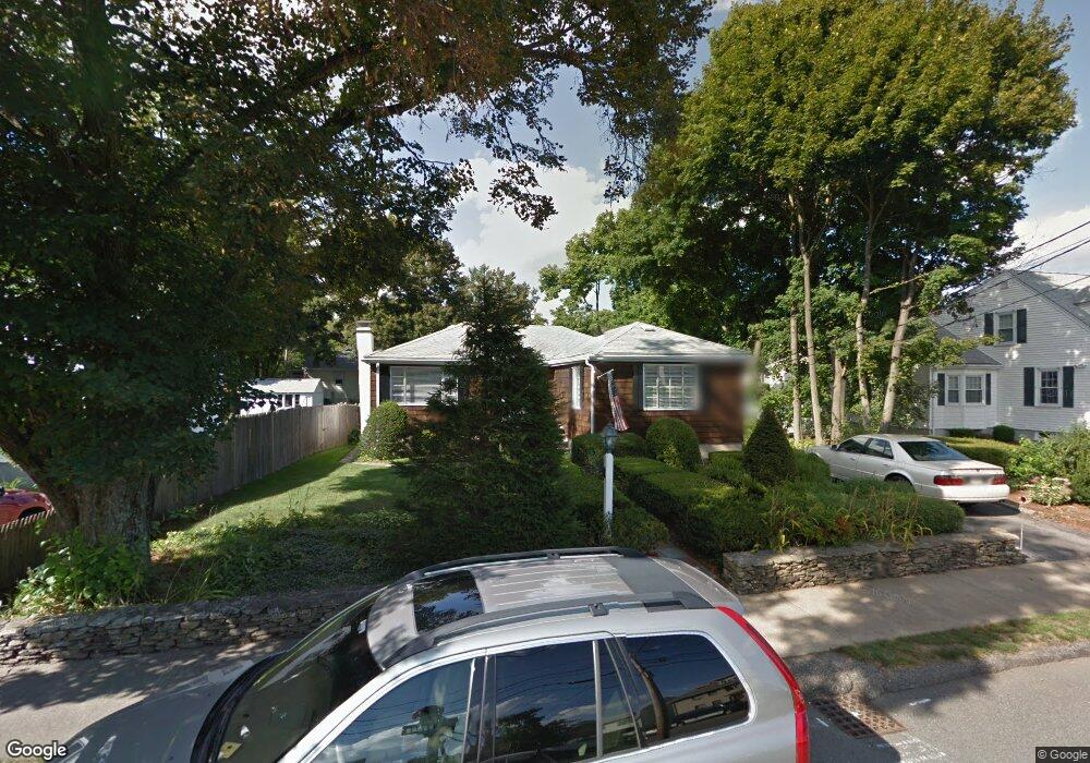 10 Wilson Rd, Stoneham, MA 02180 - photo 1