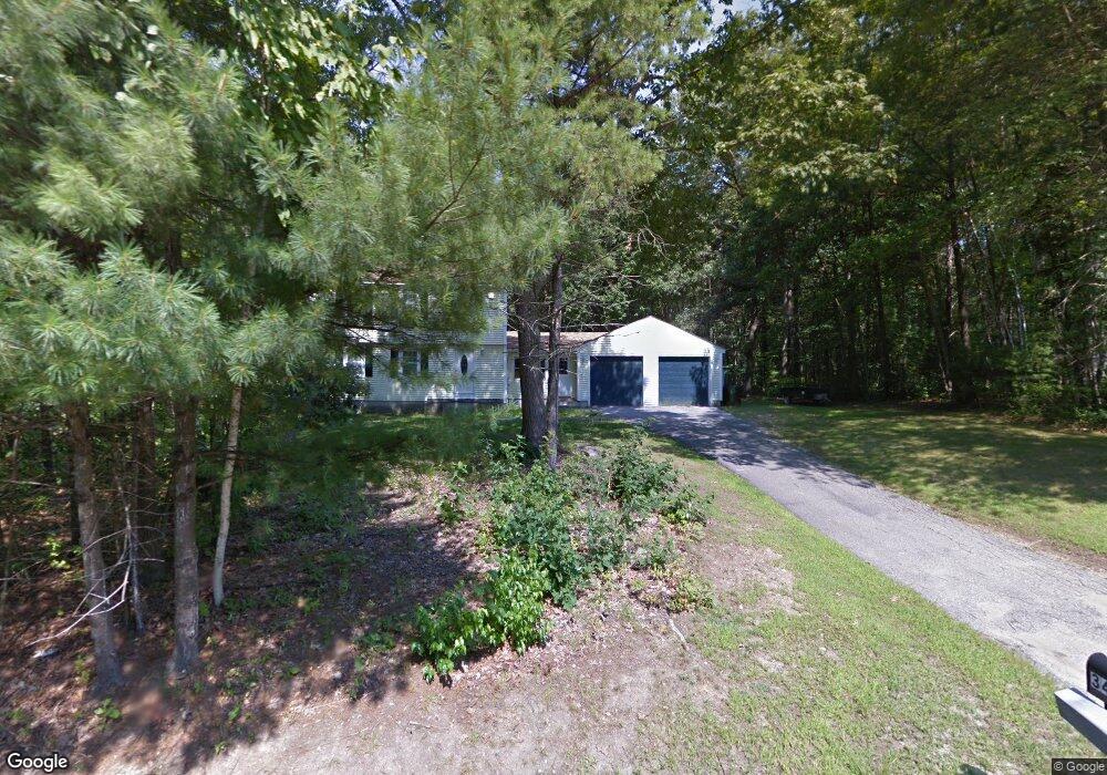 34 Justin Cir, Londonderry, NH 03053 - photo 1