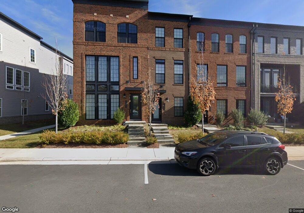 23038 Brooksbank Square, Brambleton, VA 20148 - photo 1