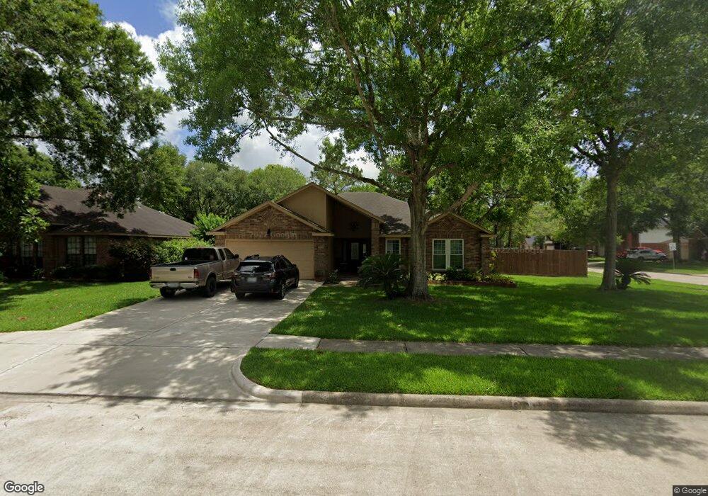 1911 San Jose St, Friendswood, TX 77546 - photo 1