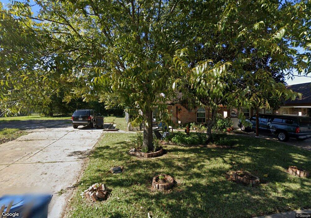 8803 Braunston Ln, Houston, TX 77088 - photo 1