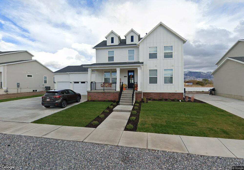 318 N Welden Way, Layton, UT 84041 - photo 1